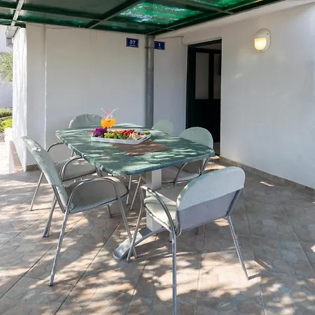 Sunny Dubra Apartman